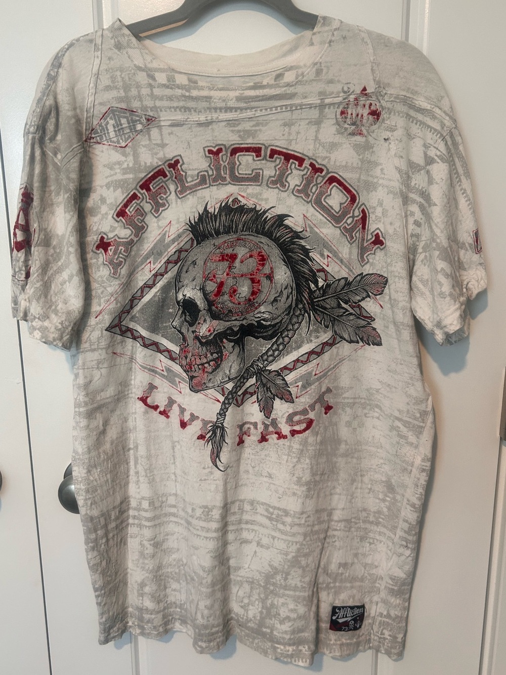 Affliction Men’s White Graphic Skull T-Shirt Large